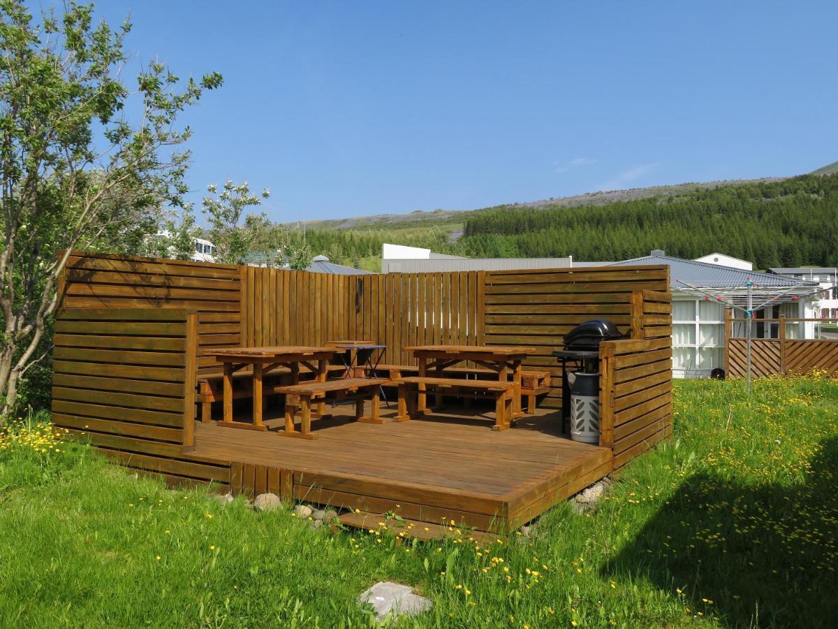 Husavik Green Hostel Exterior photo